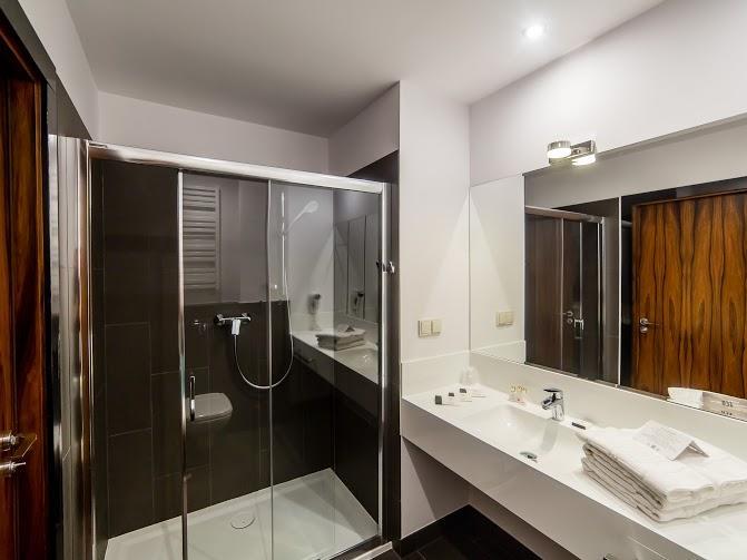 Prywatny Apartament W Hotelu Diune โควอบเซก ภายนอก รูปภาพ