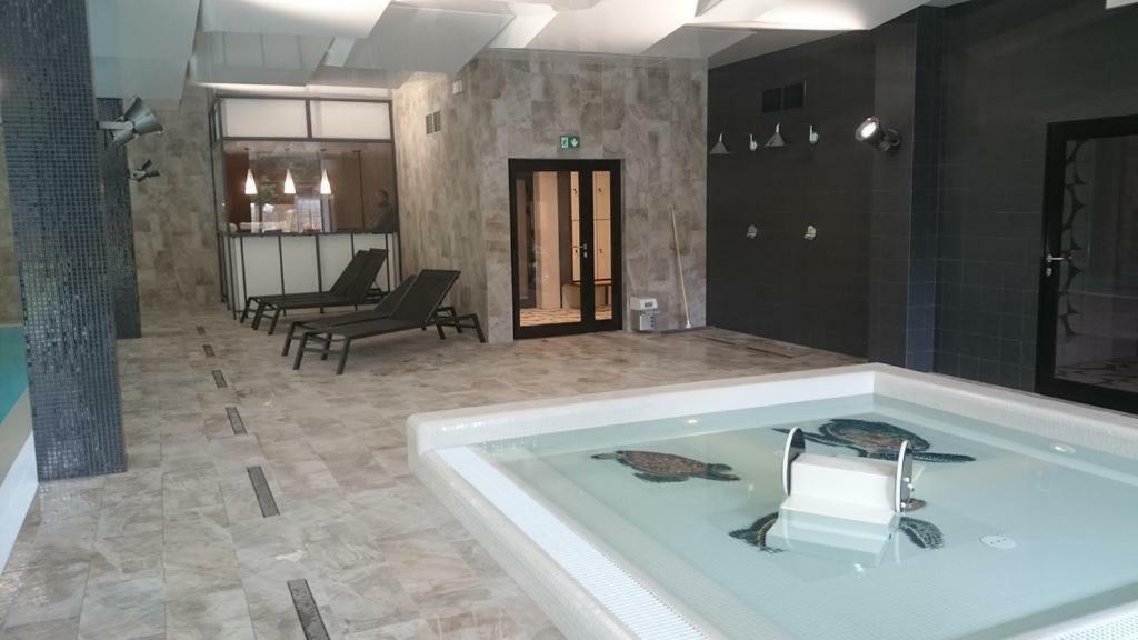Prywatny Apartament W Hotelu Diune โควอบเซก ภายนอก รูปภาพ