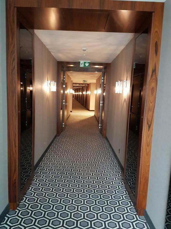 Prywatny Apartament W Hotelu Diune โควอบเซก ภายนอก รูปภาพ
