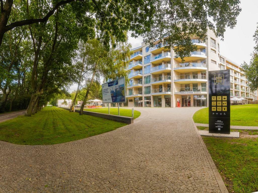 Prywatny Apartament W Hotelu Diune โควอบเซก ภายนอก รูปภาพ