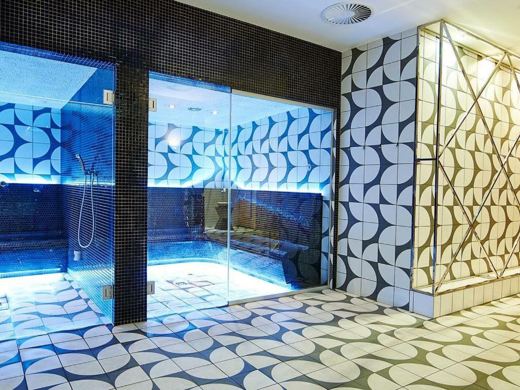 Prywatny Apartament W Hotelu Diune โควอบเซก ภายนอก รูปภาพ